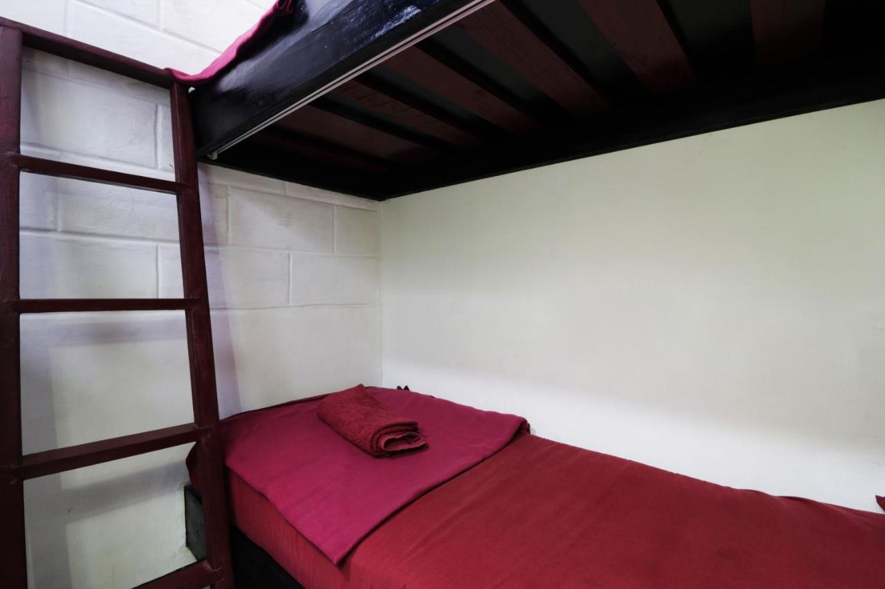 Neo Moritz Homestay Bandung Buitenkant foto