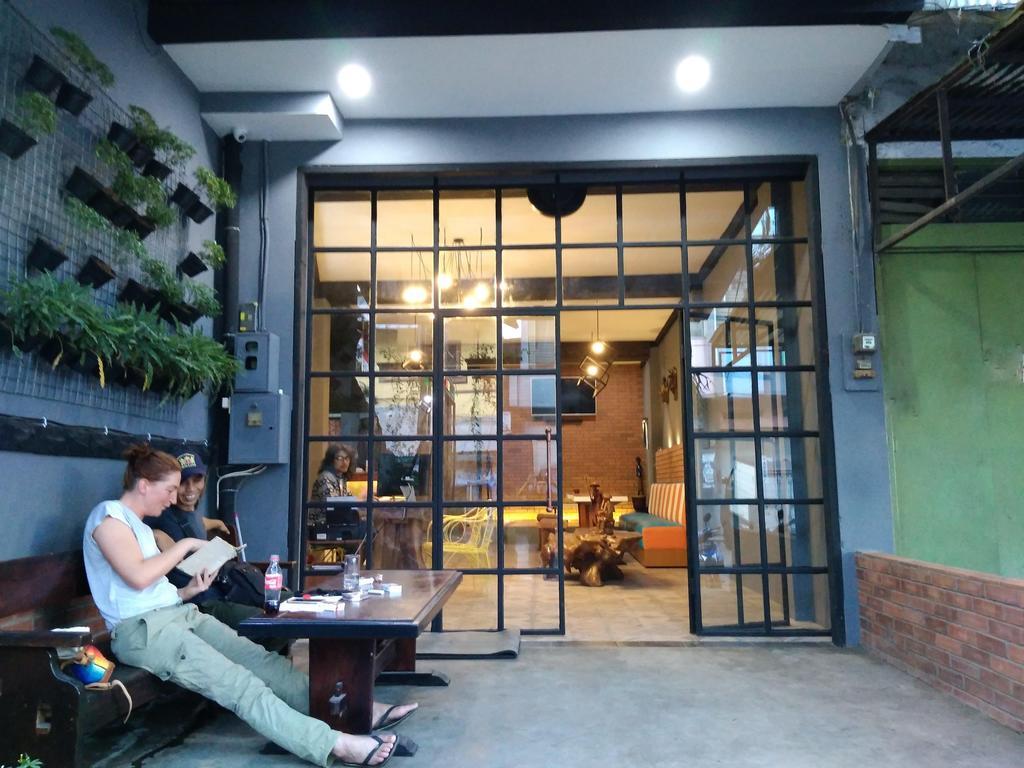 Neo Moritz Homestay Bandung Buitenkant foto