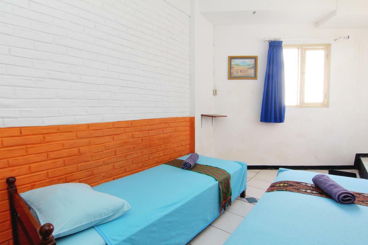 Neo Moritz Homestay Bandung Buitenkant foto