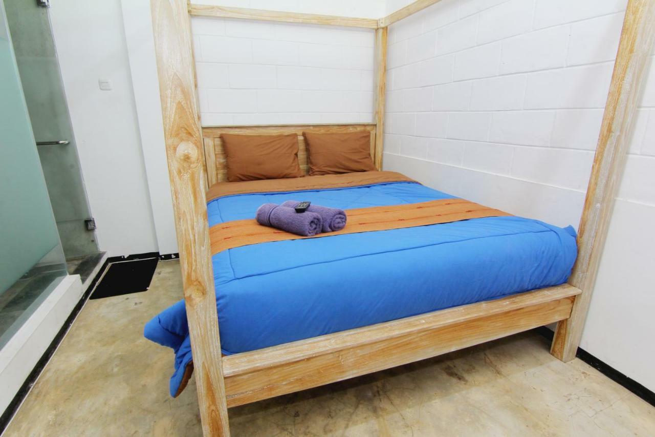 Neo Moritz Homestay Bandung Buitenkant foto